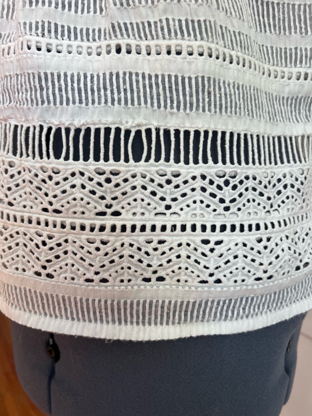 Maeve Lace Ladder cami top from Anthropologie, Size 4 - Picture 6 of 14